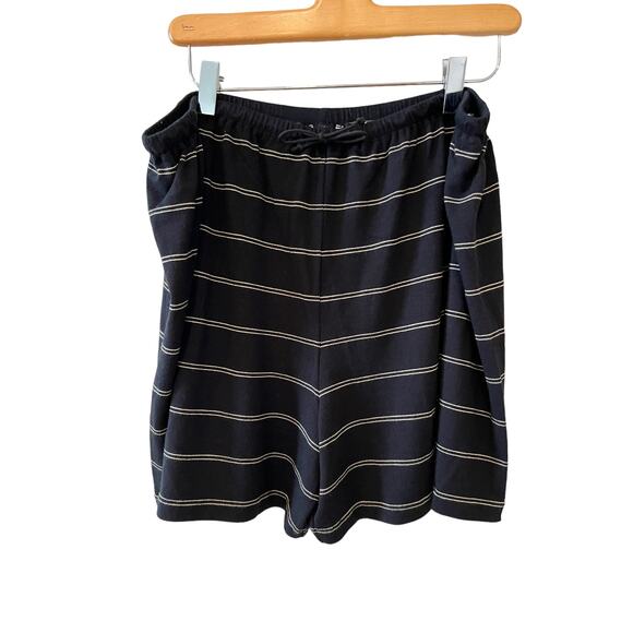 Vince chalk stripe soft loungewear shorts black XL - Picture 2 of 5